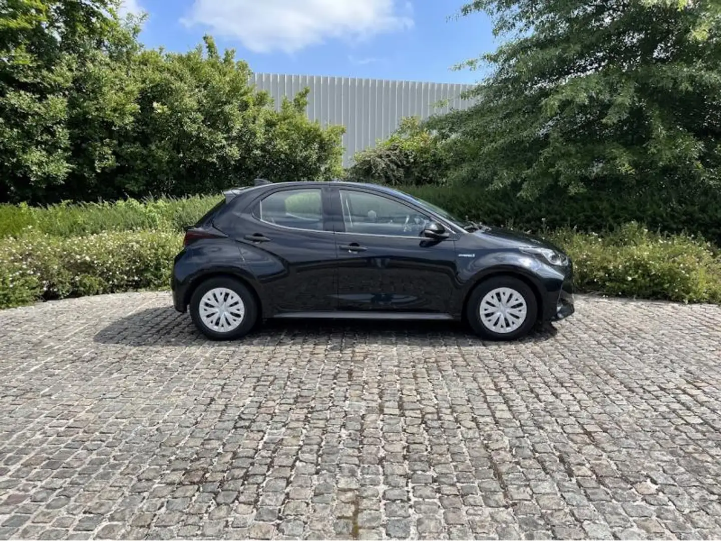 Toyota Yaris Dynamic Noir - 2