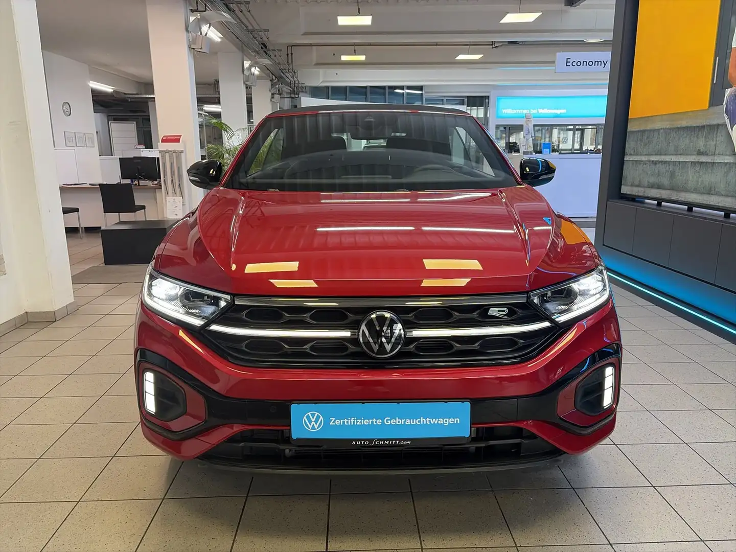 Volkswagen T-Roc Cabriolet 1.5 TSI DSG R-line NAVI+KAMERA Rot - 2