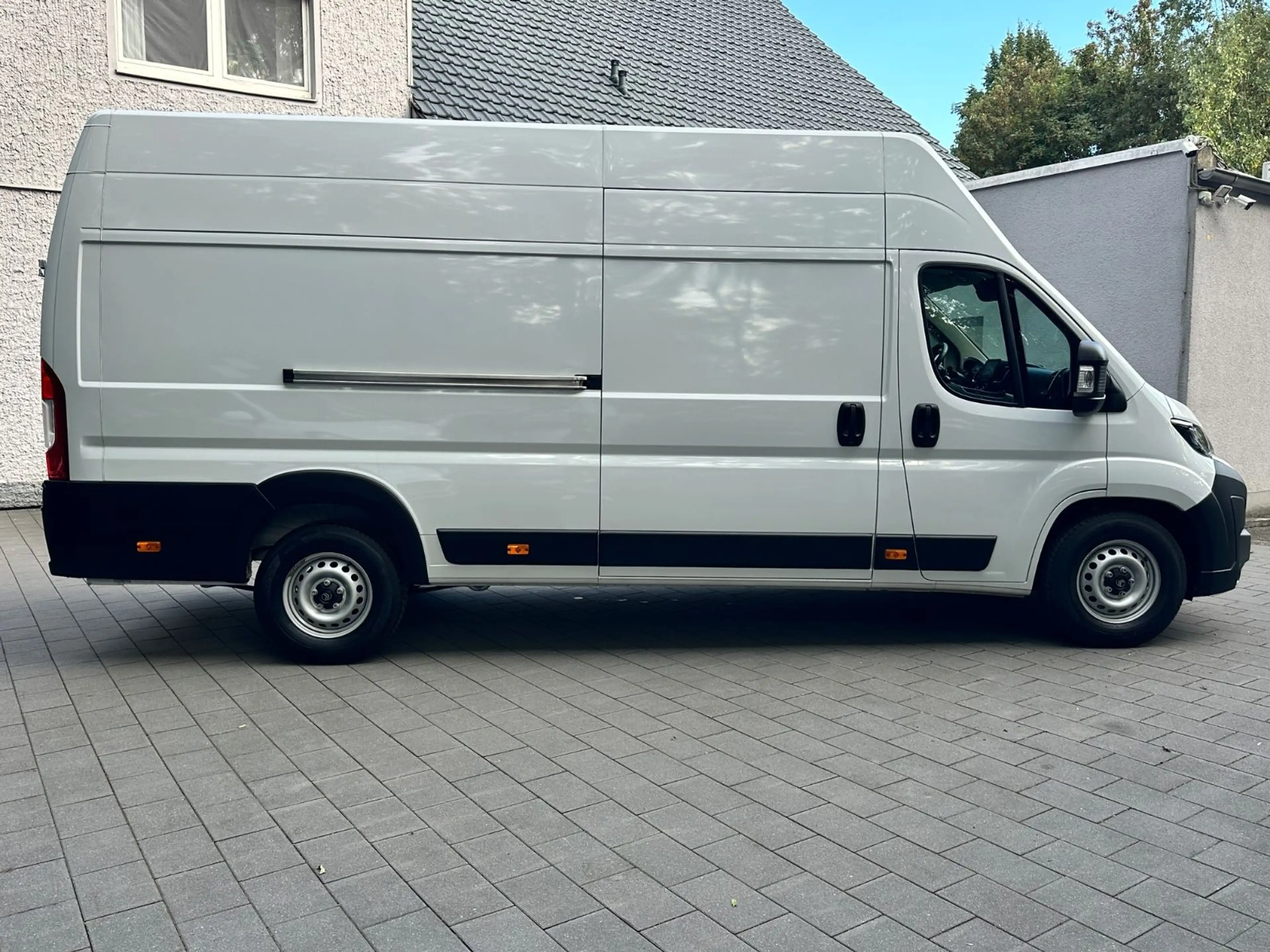 Citroen Jumper Kasten Grossraum 35 L4H3 Heavy BlueHDi 14 — photo 4
