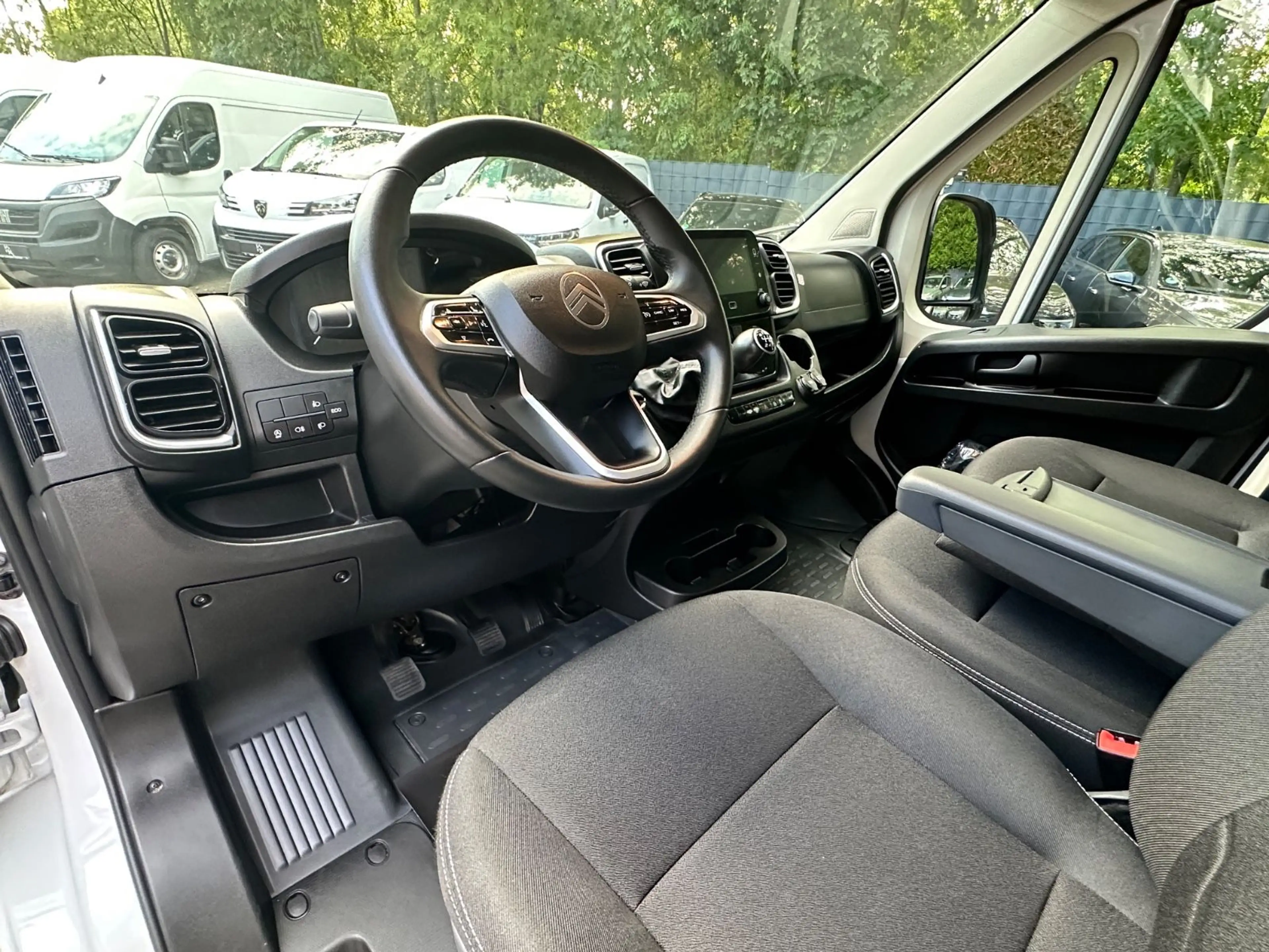 Citroen Jumper Kasten Grossraum 35 L4H3 Heavy BlueHDi 14 — photo 12