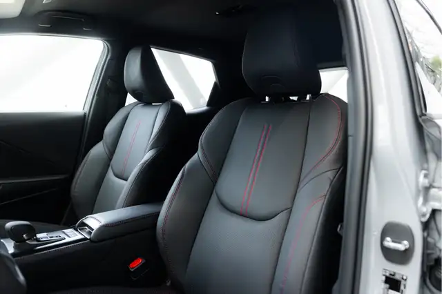 Lexus LBX view 11