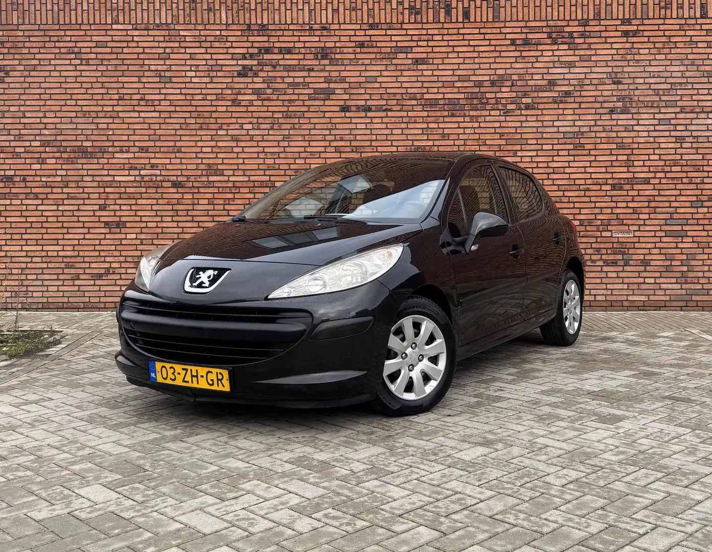 Peugeot 207 1.4 VTi Cool 'n Blue, Airco, Elektr. ramen, ISOFIX Schwarz - 2