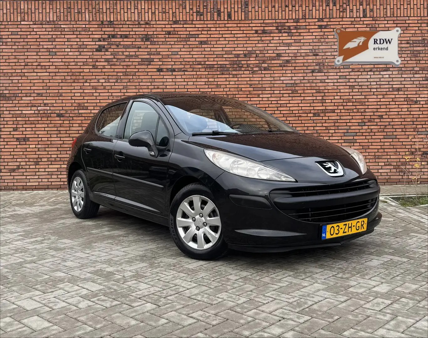 Peugeot 207 1.4 VTi Cool 'n Blue, Airco, Elektr. ramen, ISOFIX Schwarz - 1