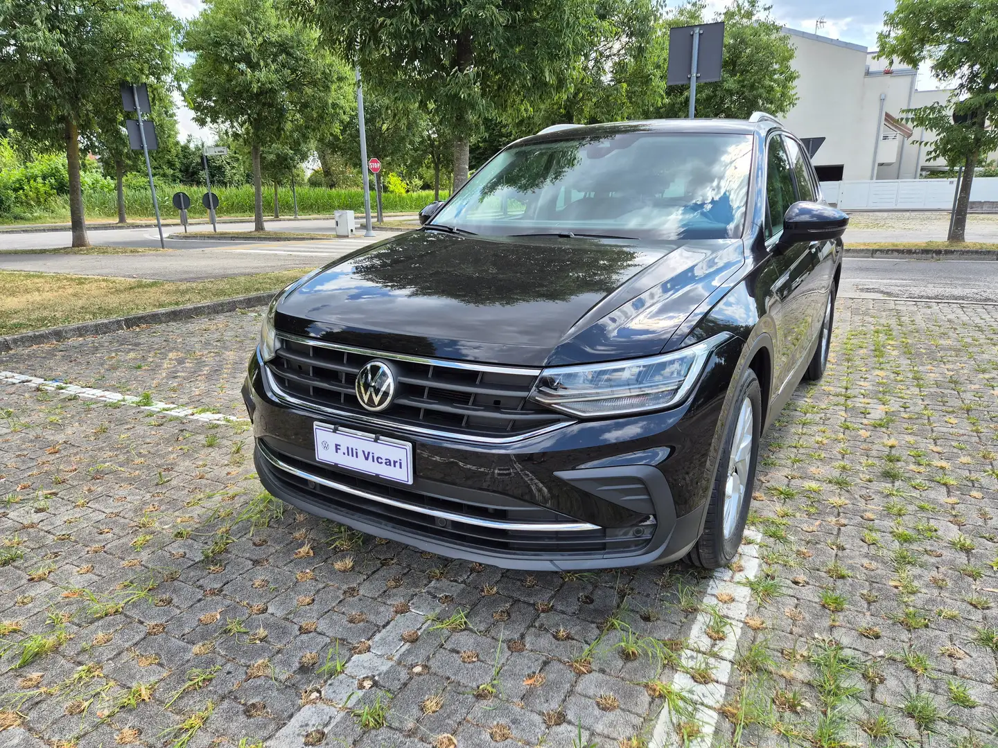 Volkswagen Tiguan Tiguan II 2021 1.5 tsi Life 150cv dsg Nero - 1