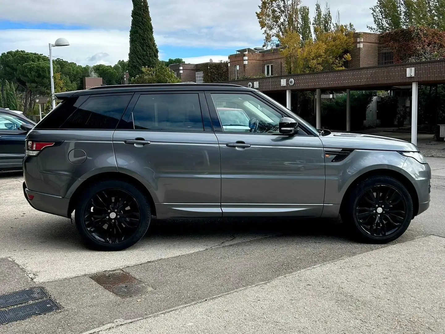 Land Rover Range Rover Sport Range Rover Sport 3.0SDV6 AB Dynamic t. Aut Plateado - 2