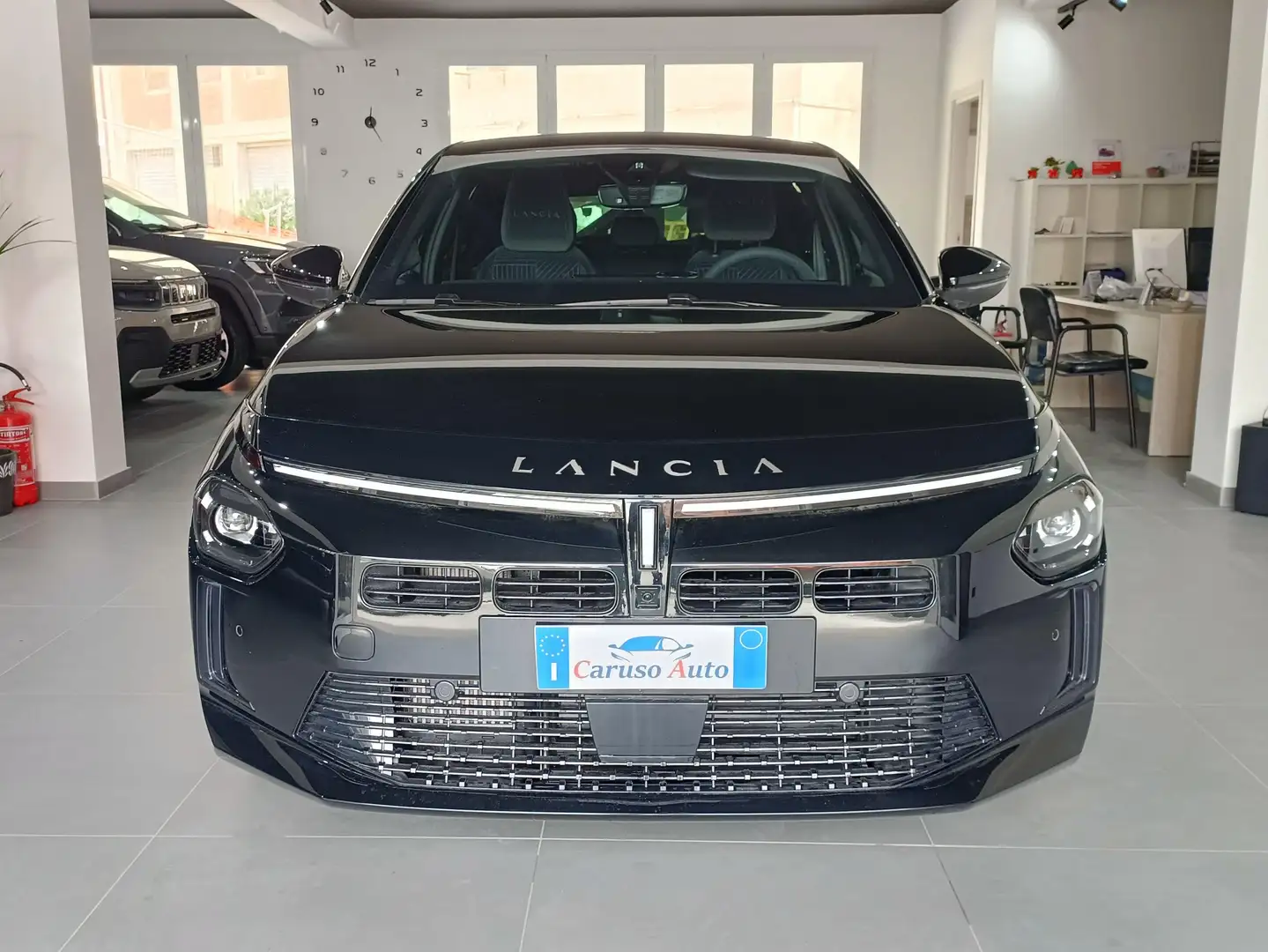 Lancia Ypsilon Ypsilon 1.2 mhev LX 110cv e-dct Noir - 2