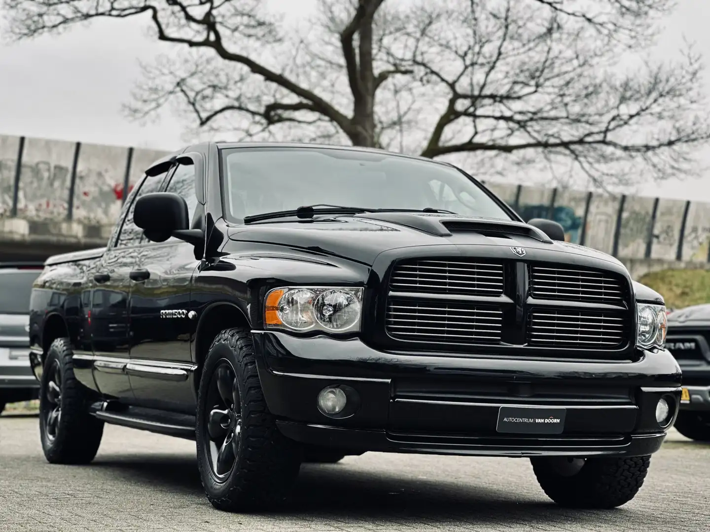 Dodge RAM DODGE 1500 | 5.7i V8 | Automaat | LPG | Motor defe Zwart - 2