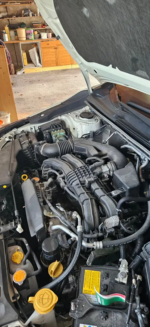 Subaru XV XV 1.6i CVT Style Navi Allrad Aut. Style Navi Weiß - 2