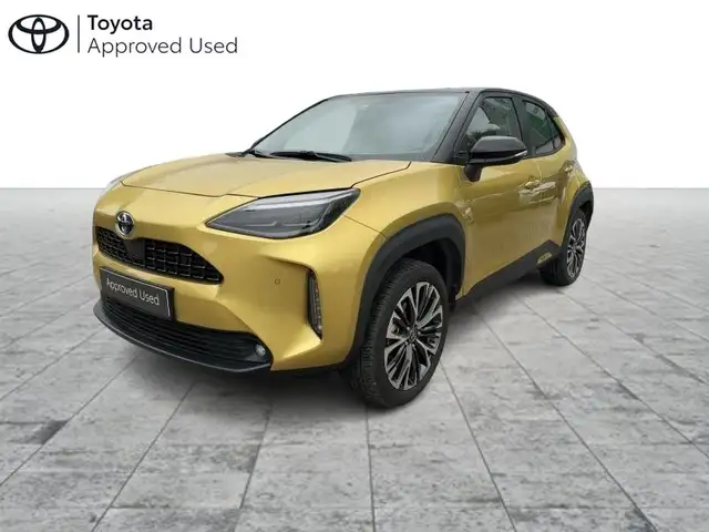 Toyota Yaris Cross Elegant Bi-Tone