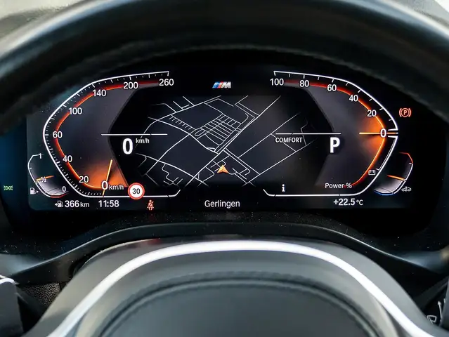BMW X4 view 15