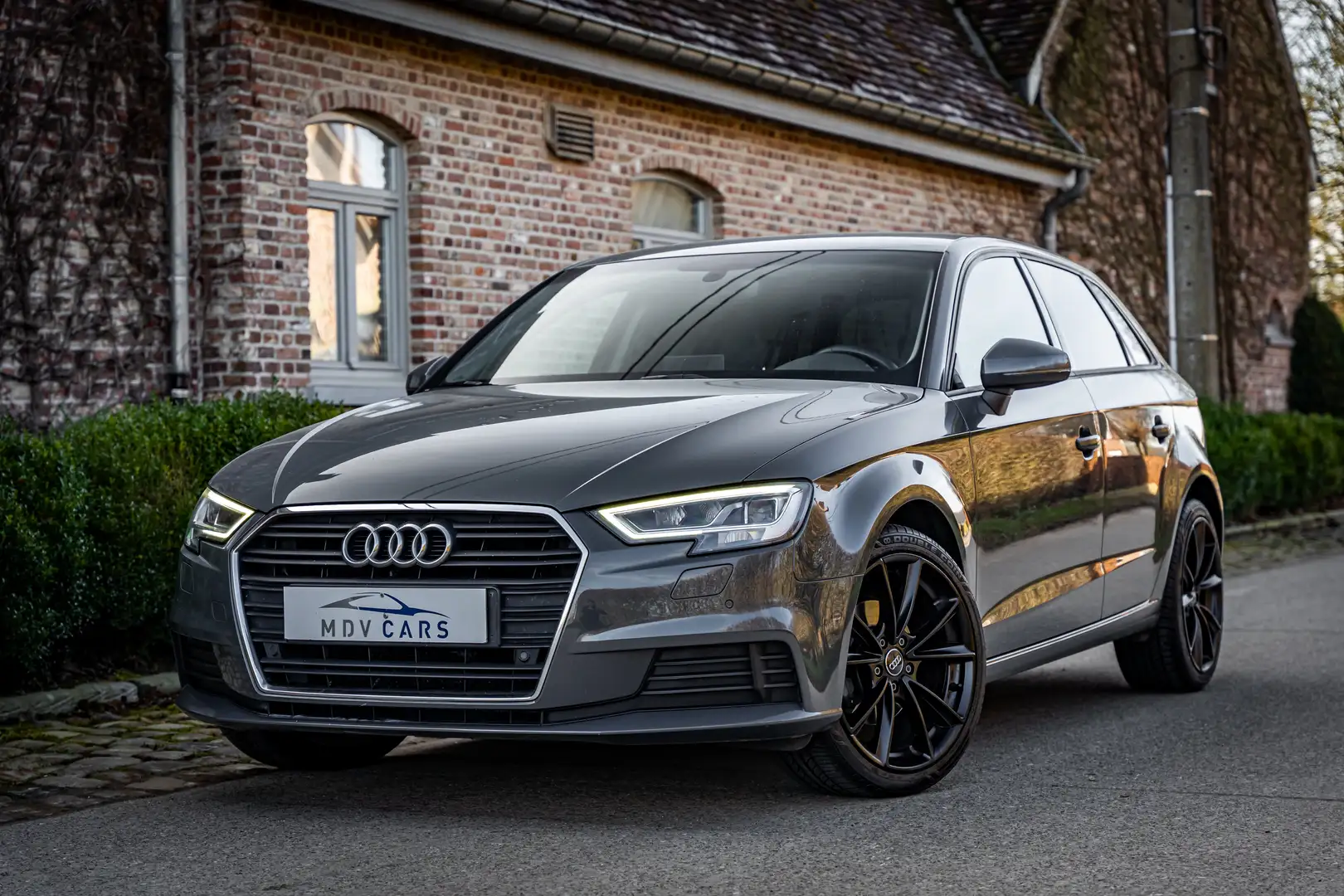 Audi A3 S-LINE*LOOK Gris - 1