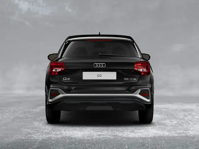 Audi Q2 view 7