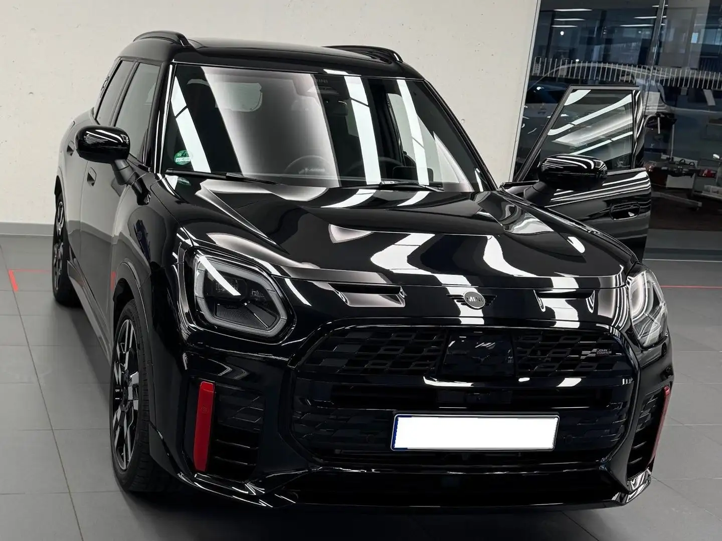MINI JCW Countryman All4 Schwarz - 2