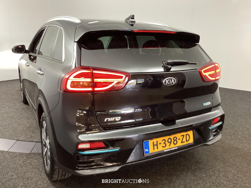Kia e-Niro ExecutiveLine 64 kWh — photo 4