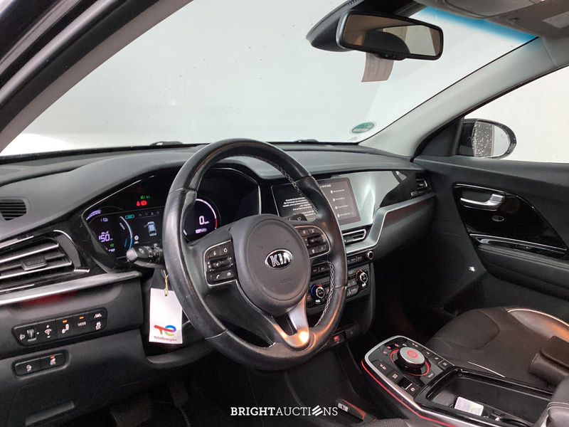 Kia e-Niro ExecutiveLine 64 kWh — photo 6