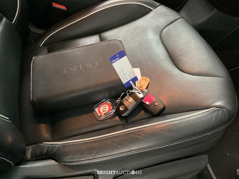 Kia e-Niro ExecutiveLine 64 kWh — photo 15