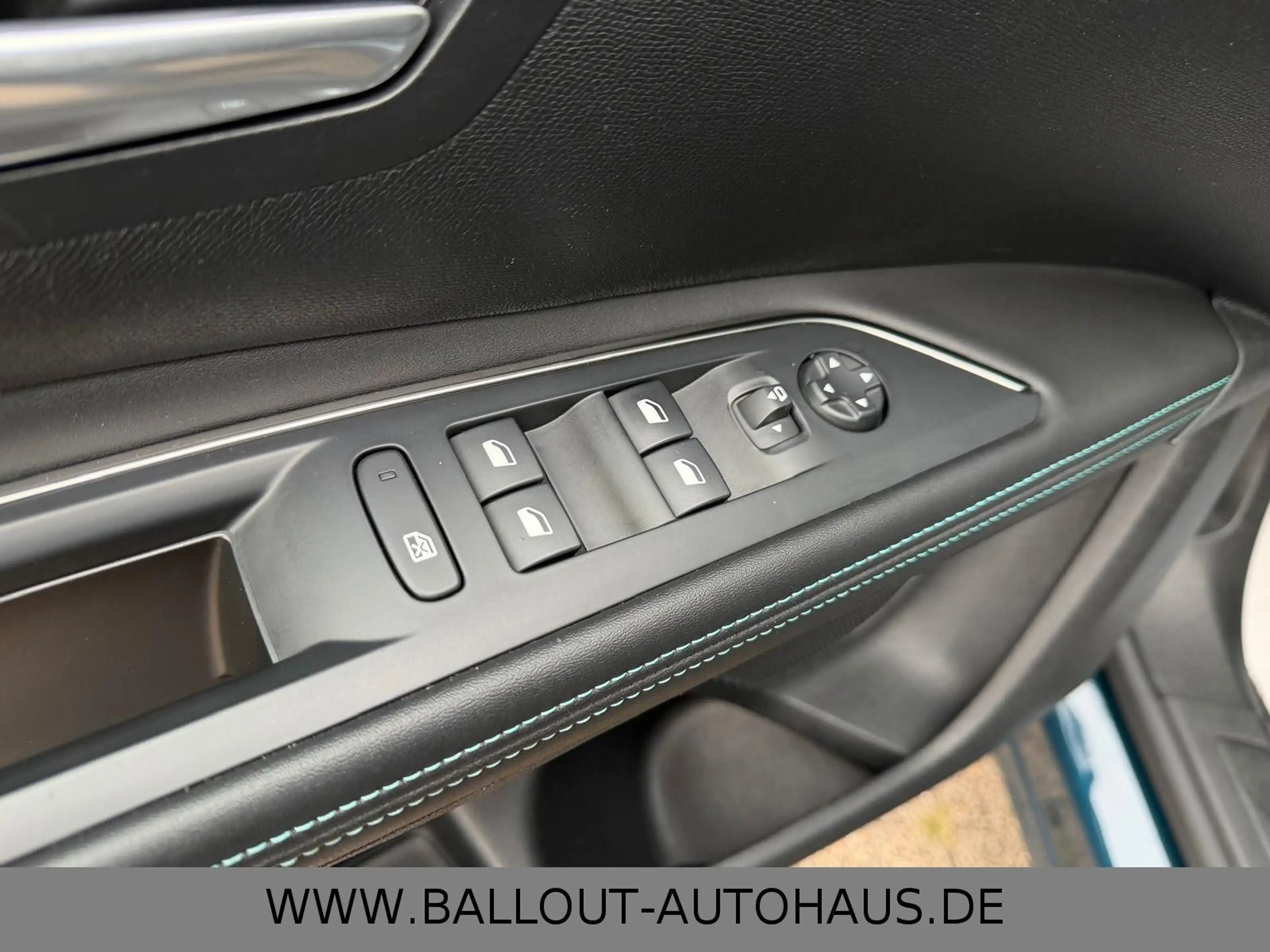 Peugeot 5008 Allure*1.HAND*LED*7-SITZER*SPUR*TOT*SHZ*EU6 — photo 10