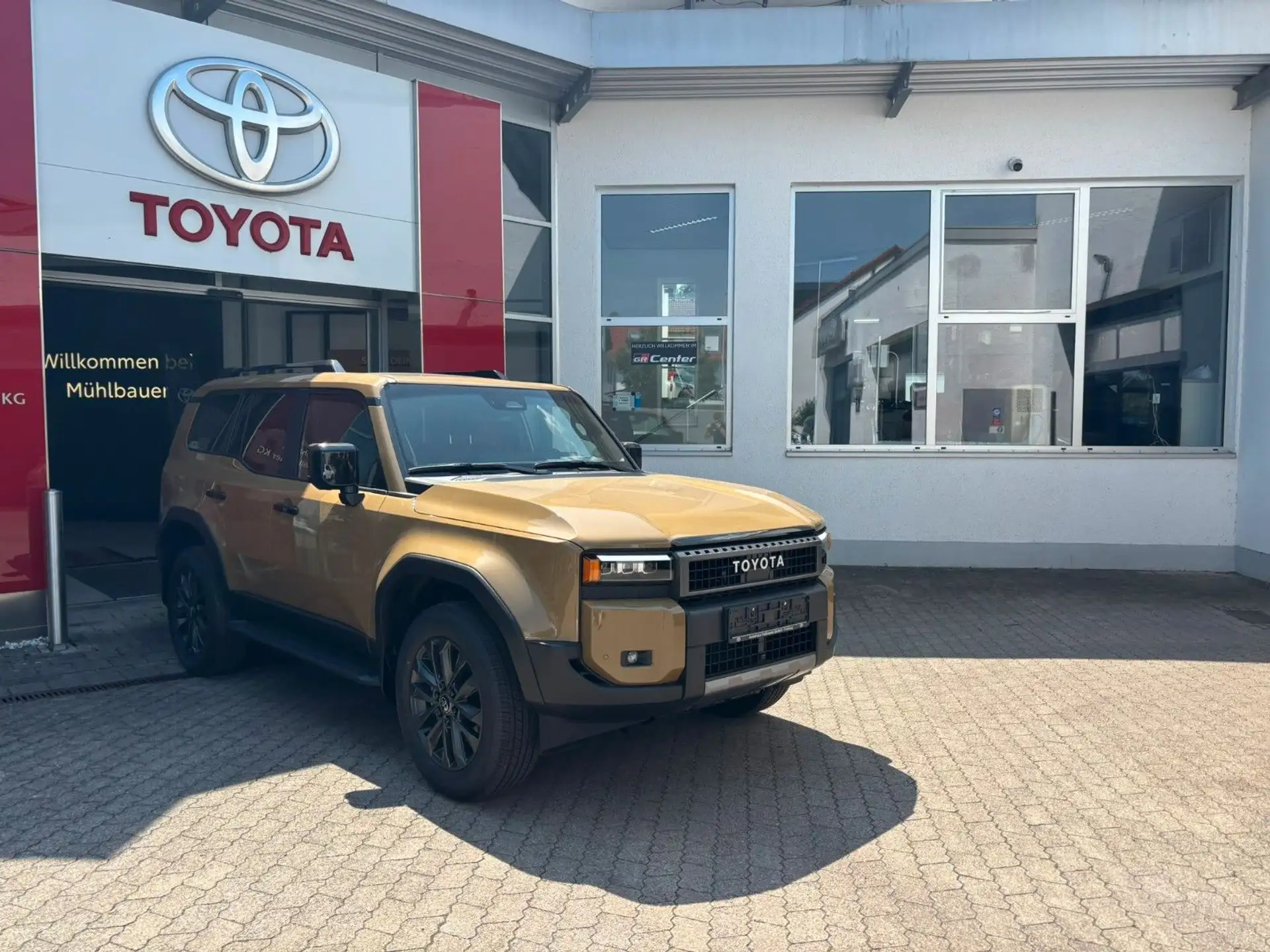 도요타 Toyota Land Cruiser Land Cruiser Station 2026 베이지 사진 4
