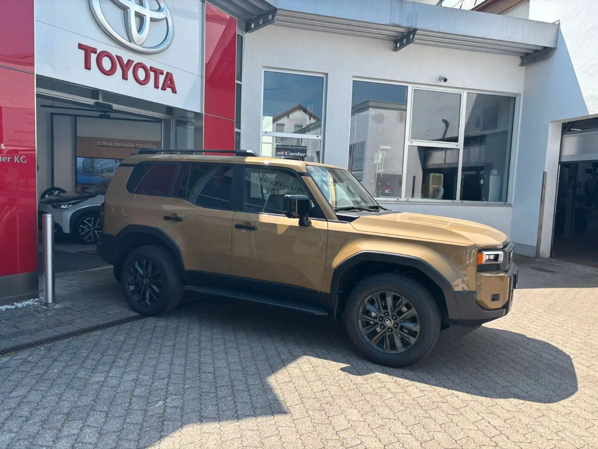 도요타 Toyota Land Cruiser Land Cruiser Station 2026 베이지 사진 6