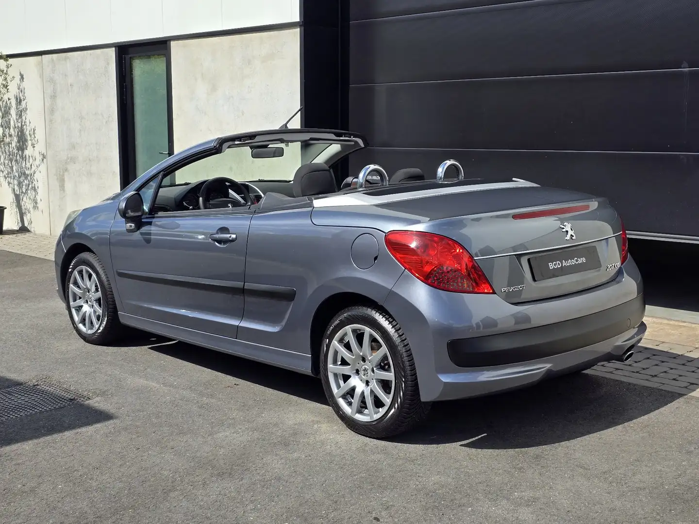 Peugeot 207 CC | 1.6 Benzine 120pk | Zeer nette staat! Gris - 2