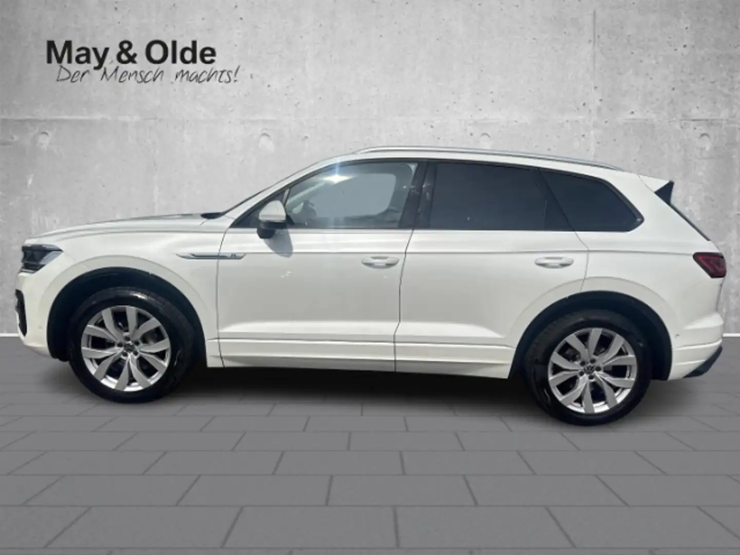 Volkswagen Touareg 3.0 TDI 4Motion Aut R-Line AHK Navi Pano Weiß - 2
