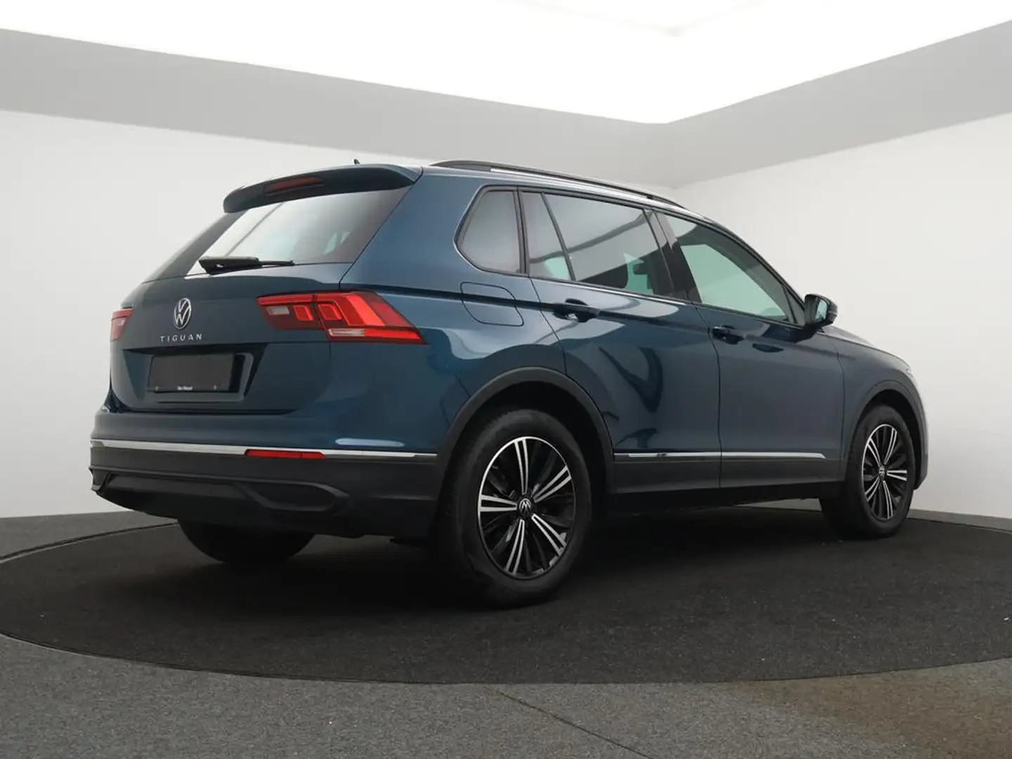 Volkswagen Tiguan Tiguan 1.5TSI Life 150PK *NAVI*APP CONNECT*BLTH*AD Bleu - 2