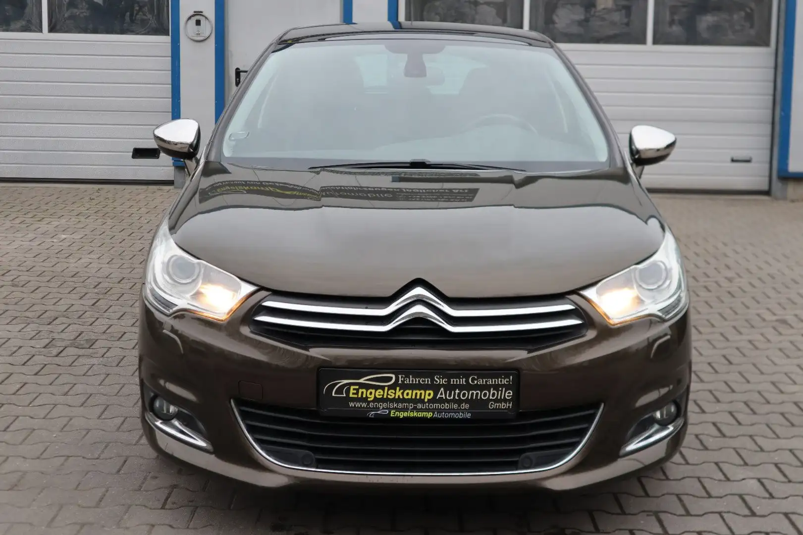 Citroen C4 Lim. Exclusive/AUTM./PANO/SCHECKH./LEDER/ALLW Braun - 2