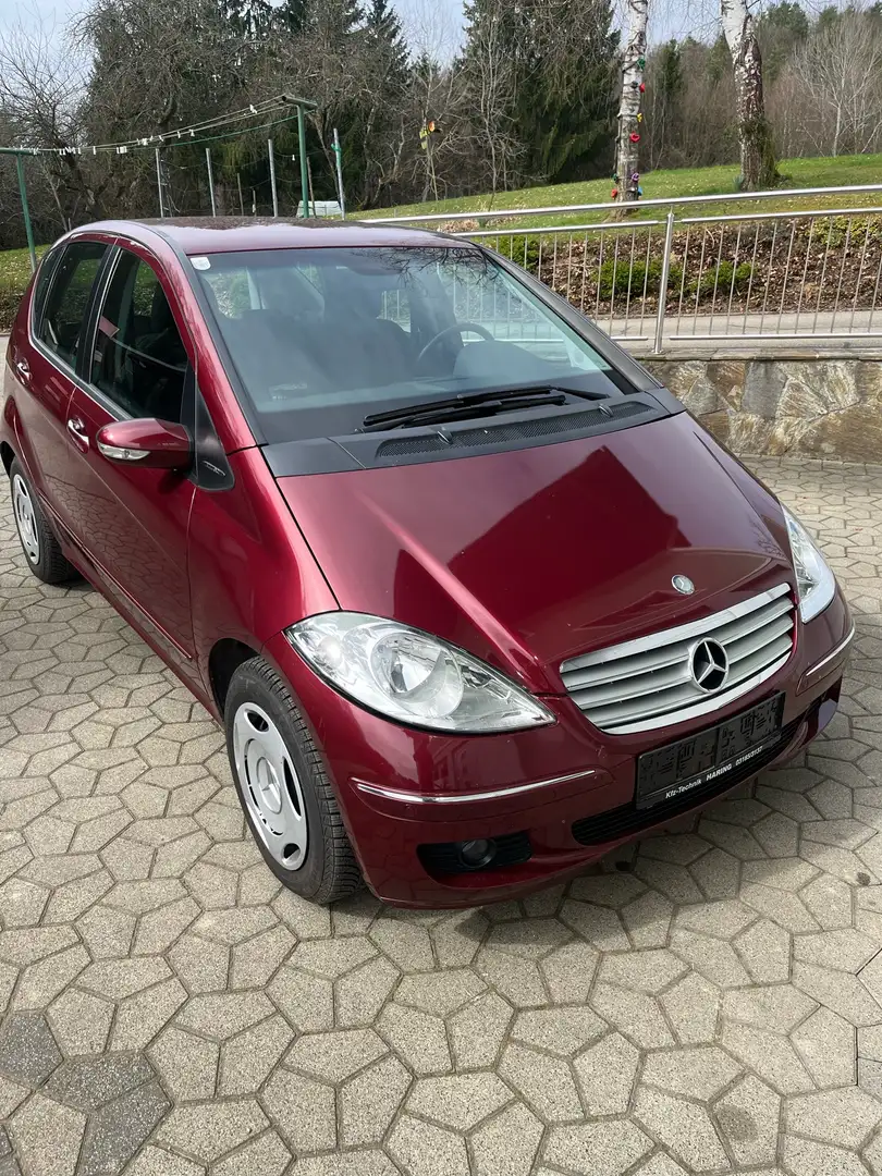 Mercedes-Benz A 150 A-Edition Elegance Rojo - 1