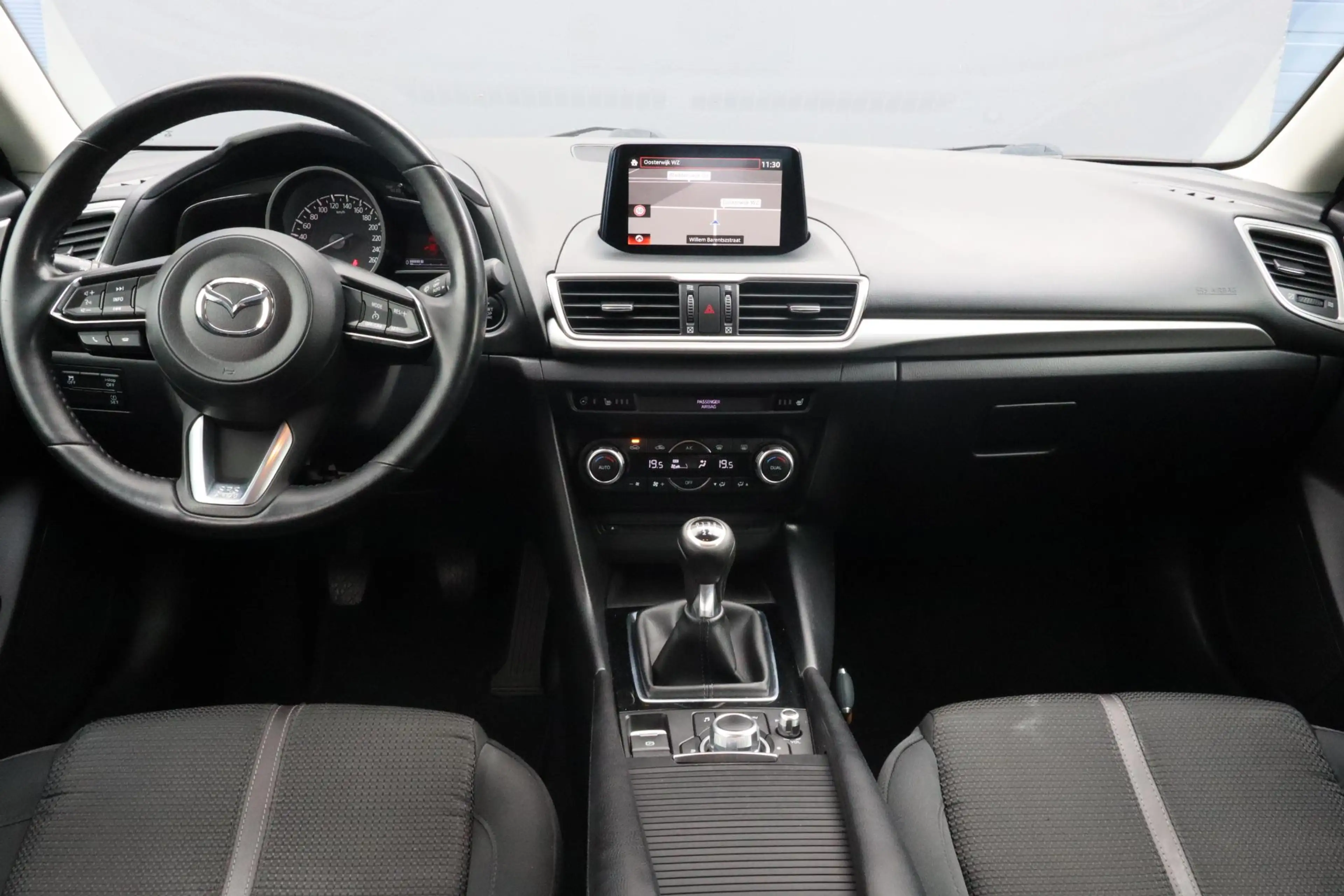 Mazda 3 2.0 SkyActiv-G 120 TS+ | Navigatie | Stoel-stuur v — photo 3