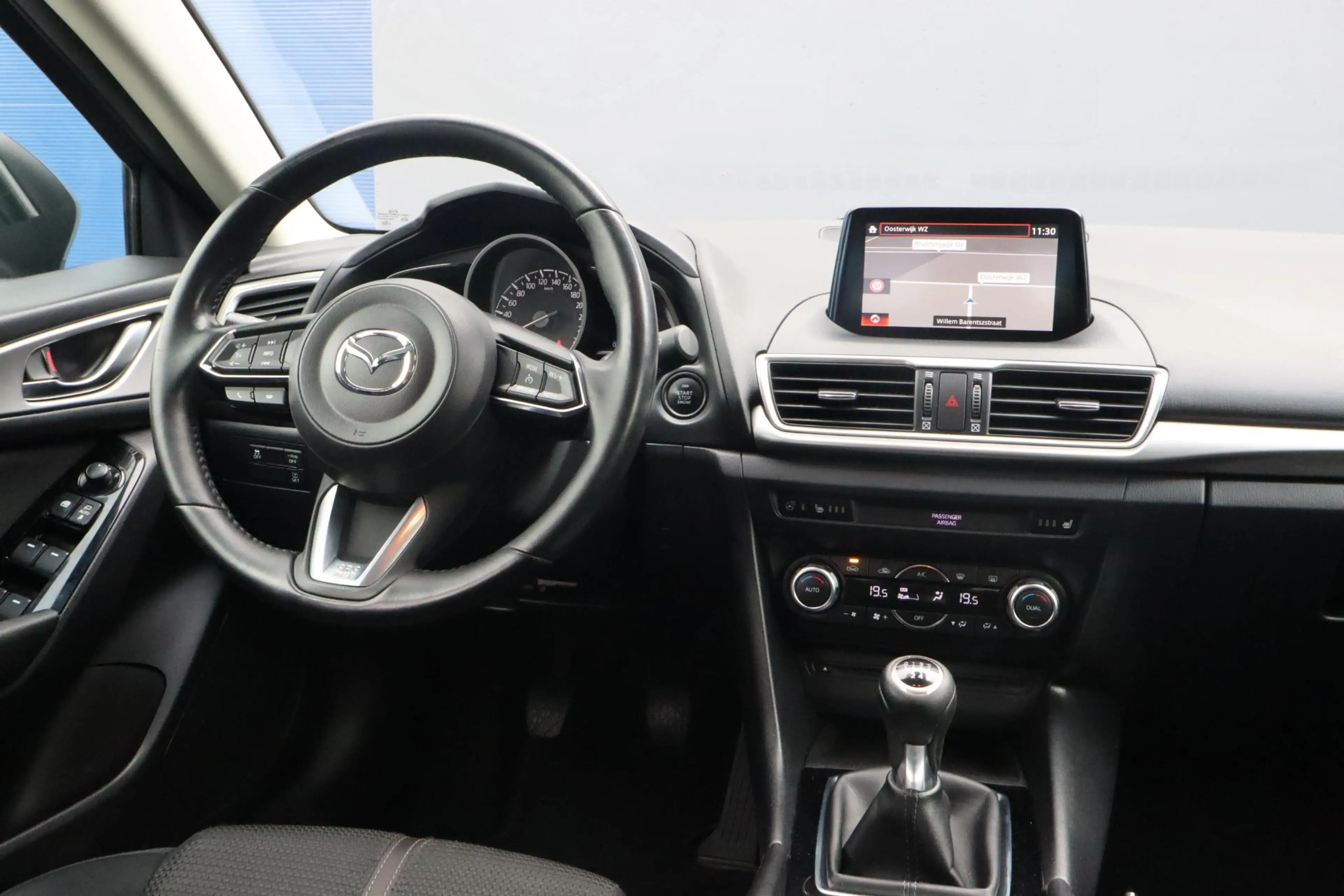 Mazda 3 2.0 SkyActiv-G 120 TS+ | Navigatie | Stoel-stuur v — photo 5