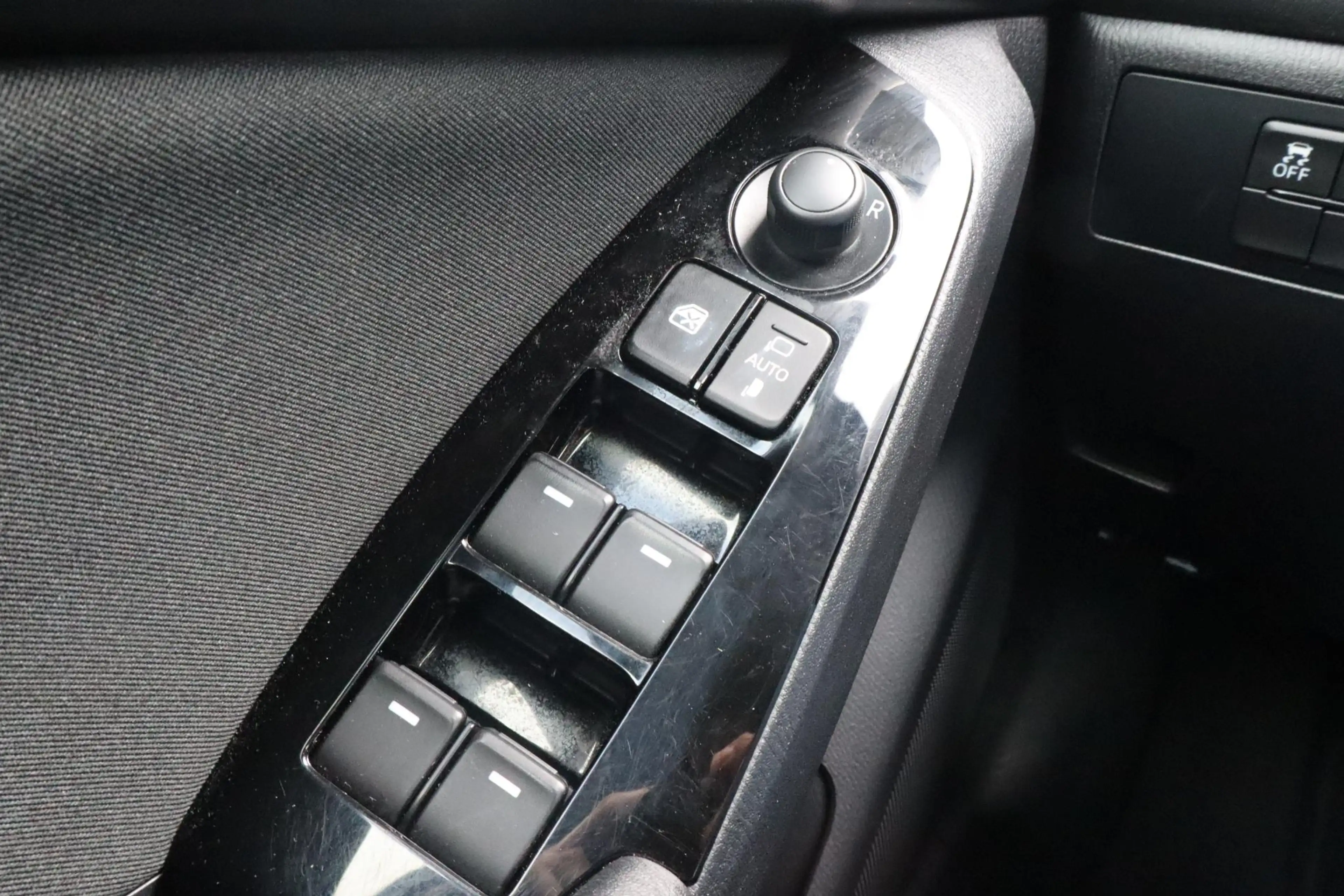 Mazda 3 2.0 SkyActiv-G 120 TS+ | Navigatie | Stoel-stuur v — photo 17
