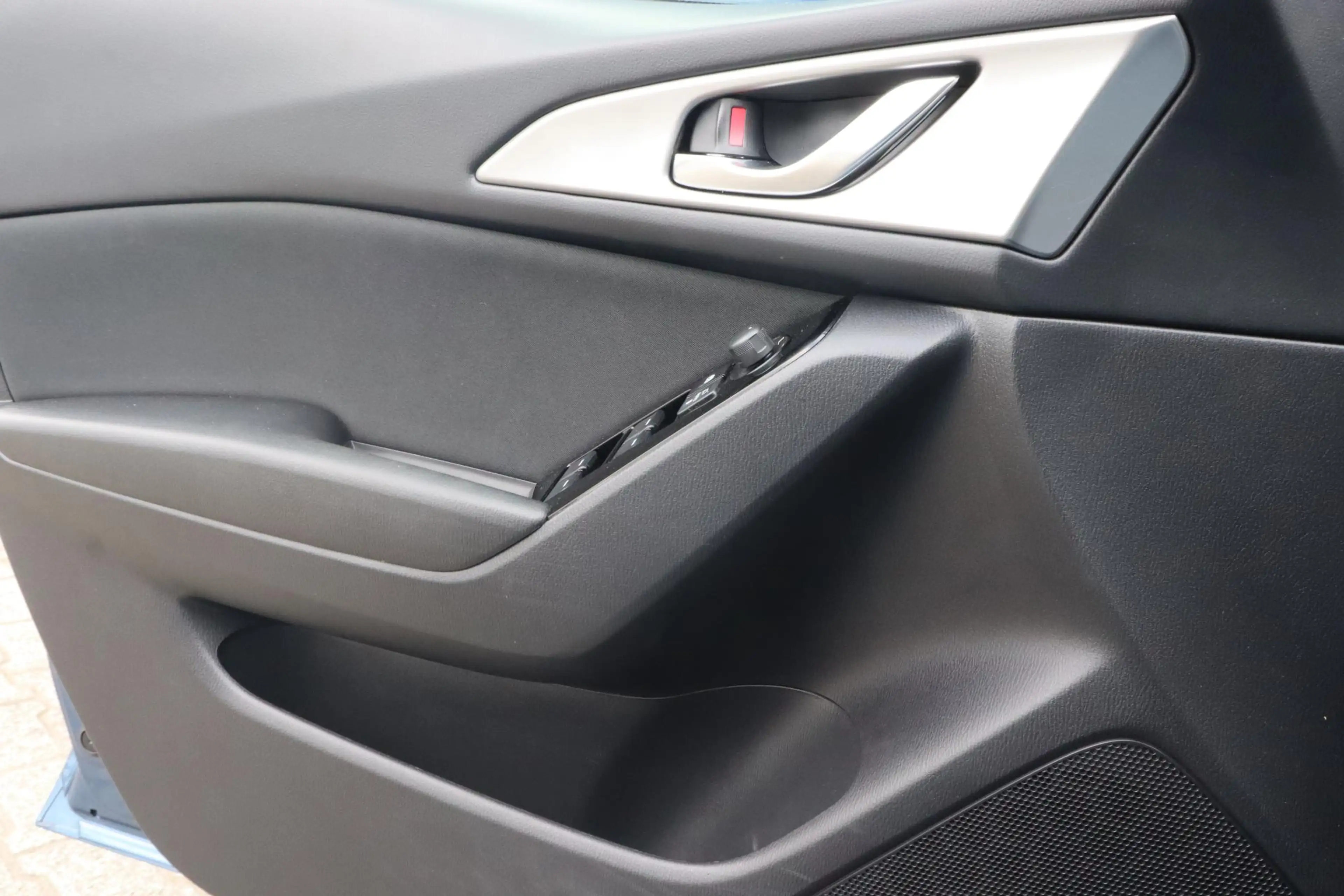 Mazda 3 2.0 SkyActiv-G 120 TS+ | Navigatie | Stoel-stuur v — photo 16