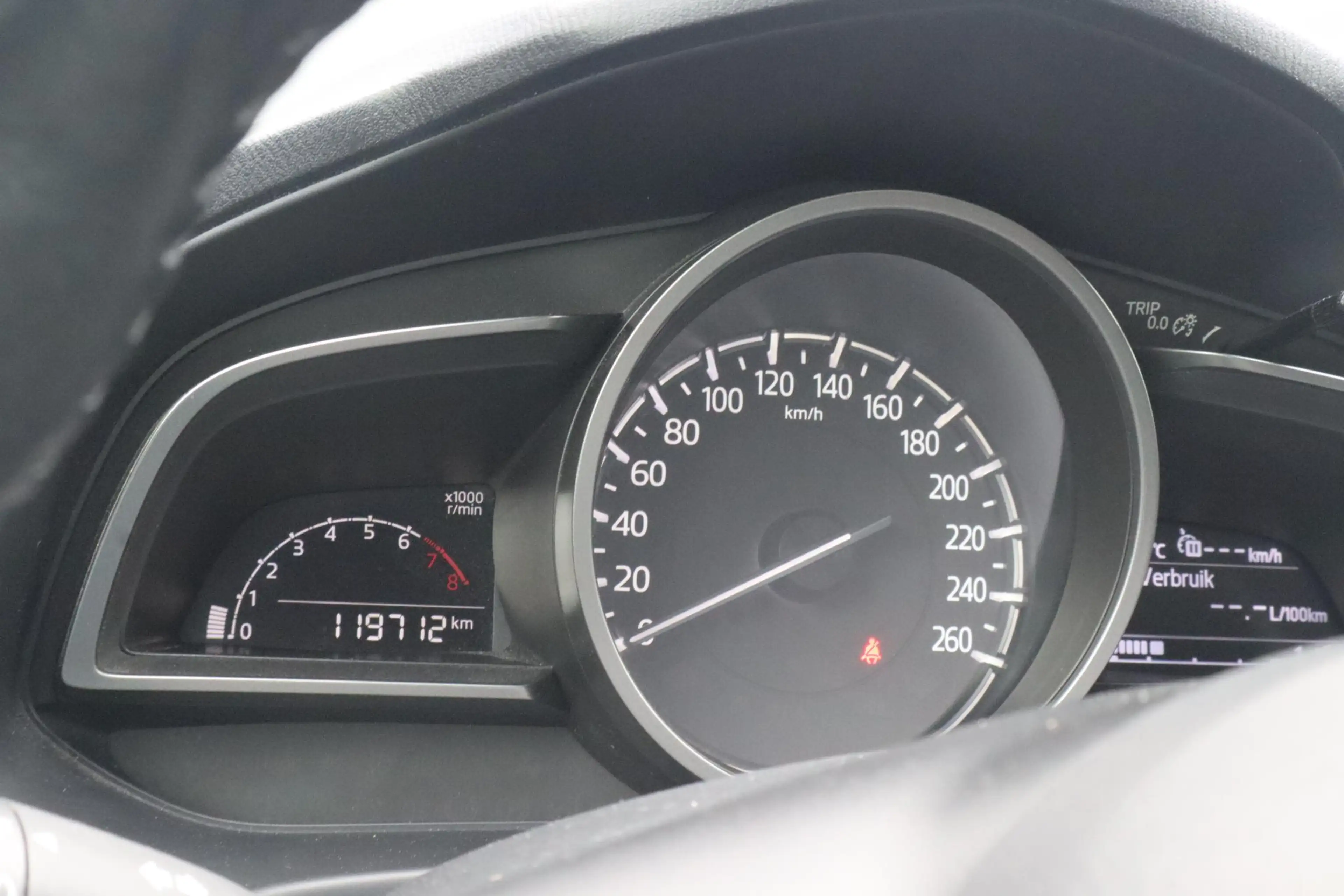 Mazda 3 2.0 SkyActiv-G 120 TS+ | Navigatie | Stoel-stuur v — photo 4