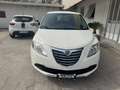 Lancia Ypsilon Ypsilon  0.9 t.air ecochic metano 80cv Weiß - thumbnail 4