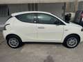 Lancia Ypsilon Ypsilon  0.9 t.air ecochic metano 80cv Weiß - thumbnail 3