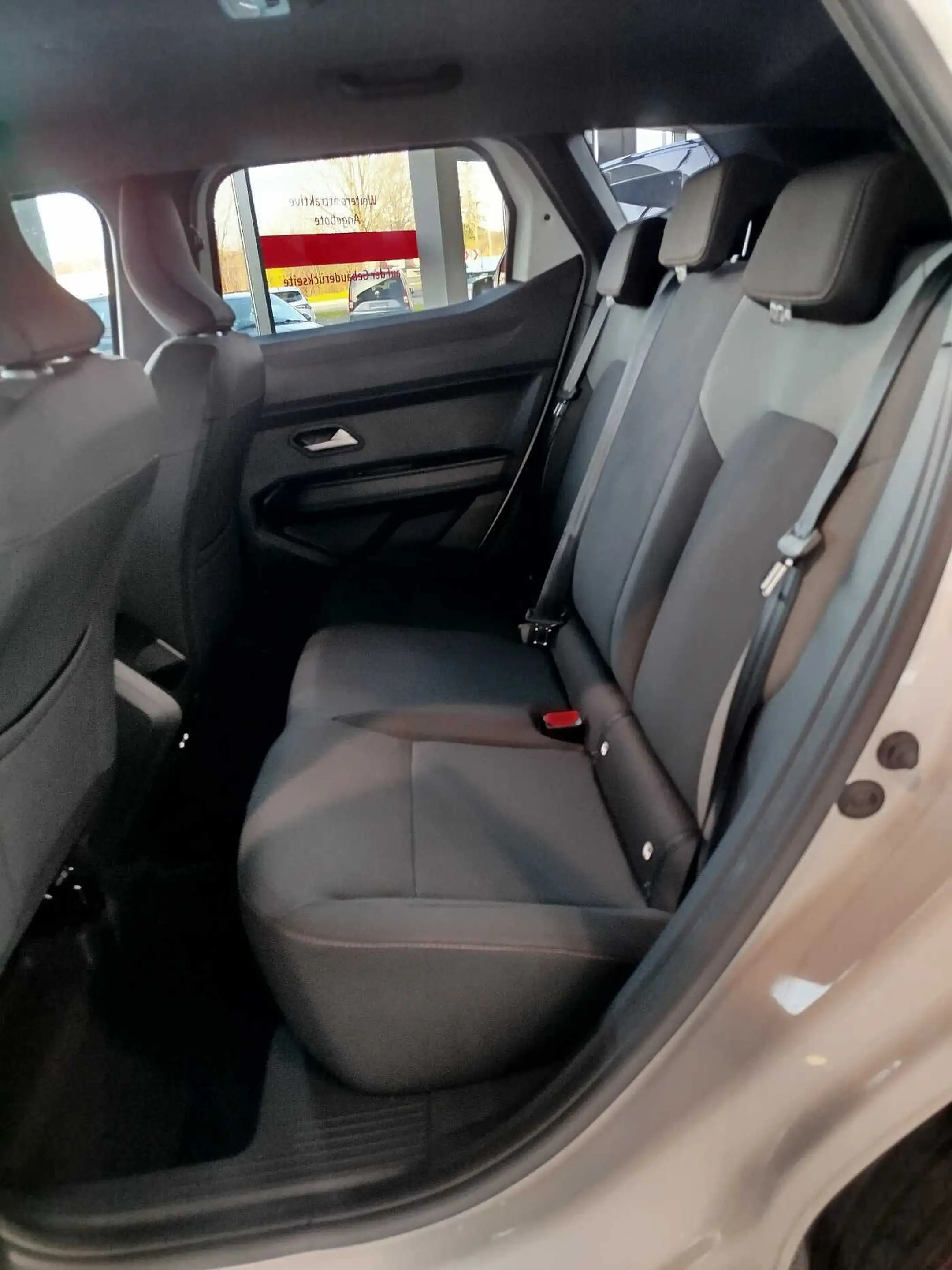 Dacia Duster Extreme TCe 130 AHK+WINTERPAK+CITYPAK — photo 11