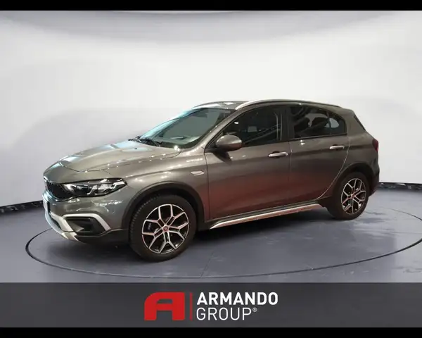 Fiat Tipo (2015--->) 1.6 Mjt S&S 5 porte Cross