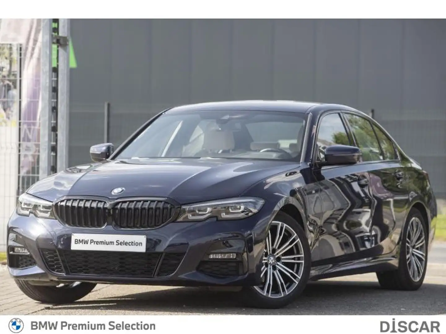 BMW 318 Kit M Sport BMW 318i Berline Kit M Sport Bleu - 1