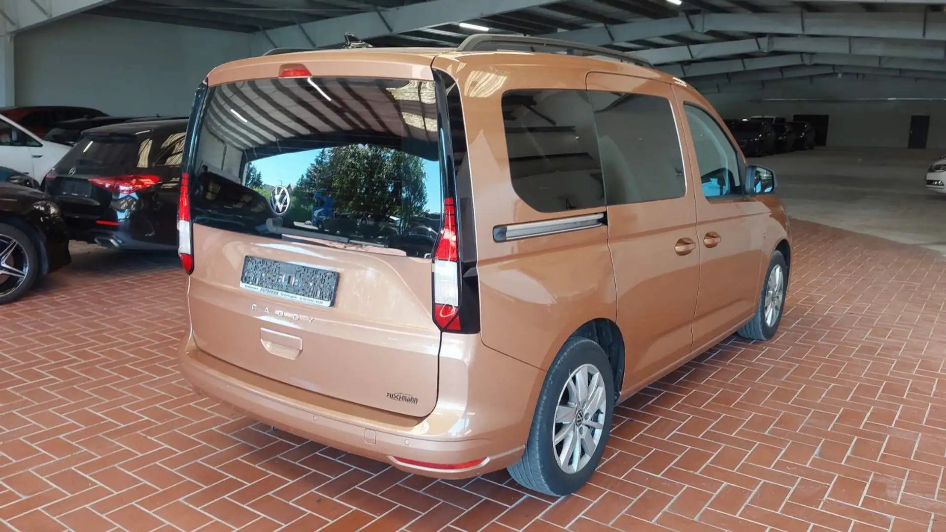 Volkswagen Caddy Life+AHK+Navi+SHZ+APP Arancione - 2