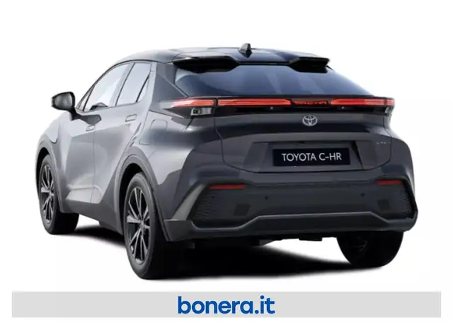 Toyota C-HR view 4