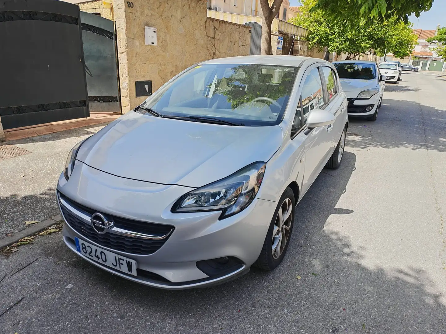 Opel Corsa 1.4 Selective 90 - 1