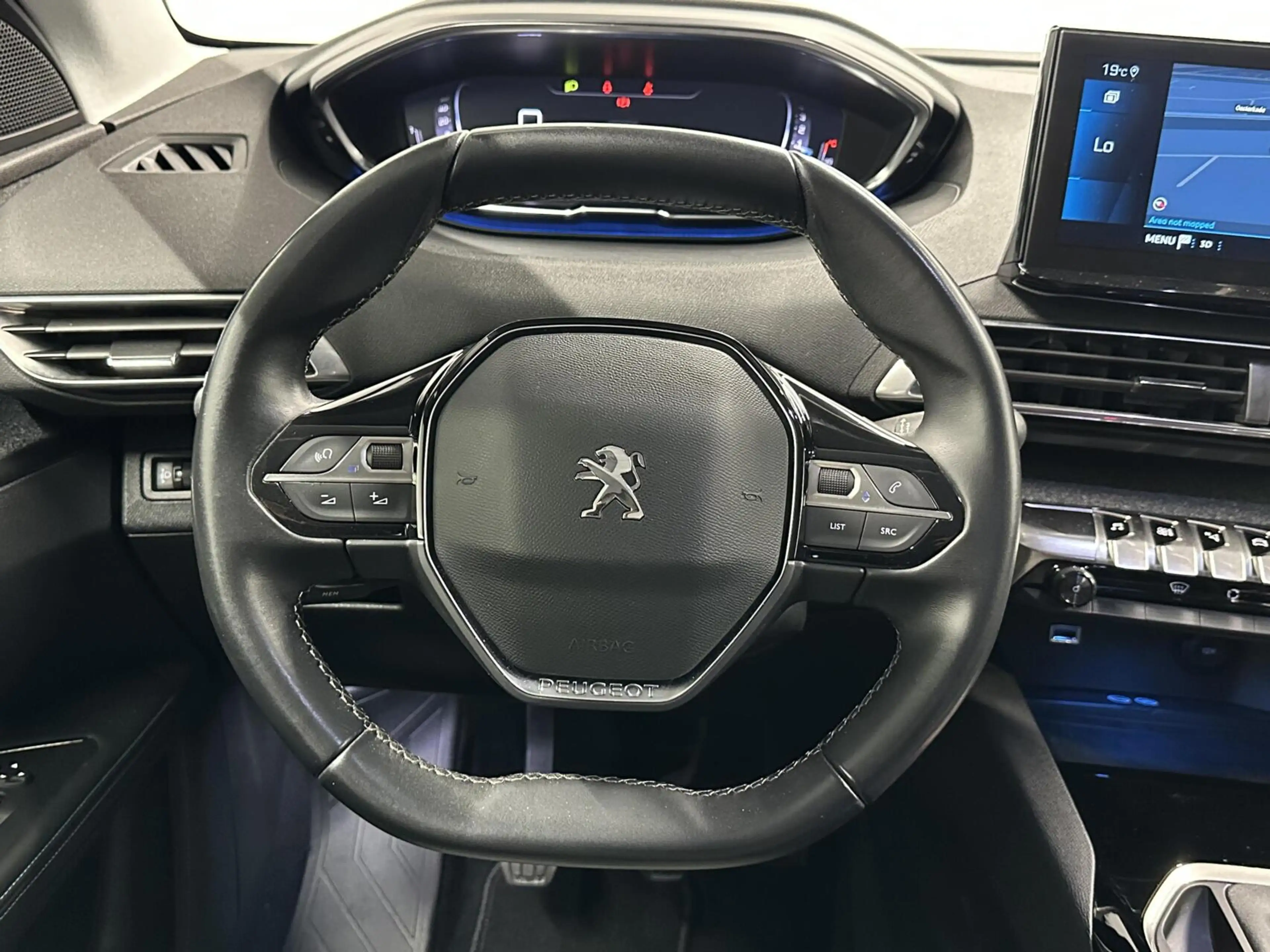 Peugeot 5008 1.2 PureTech Blue Lease Allure TREKHAAK CAMERA LM — photo 20