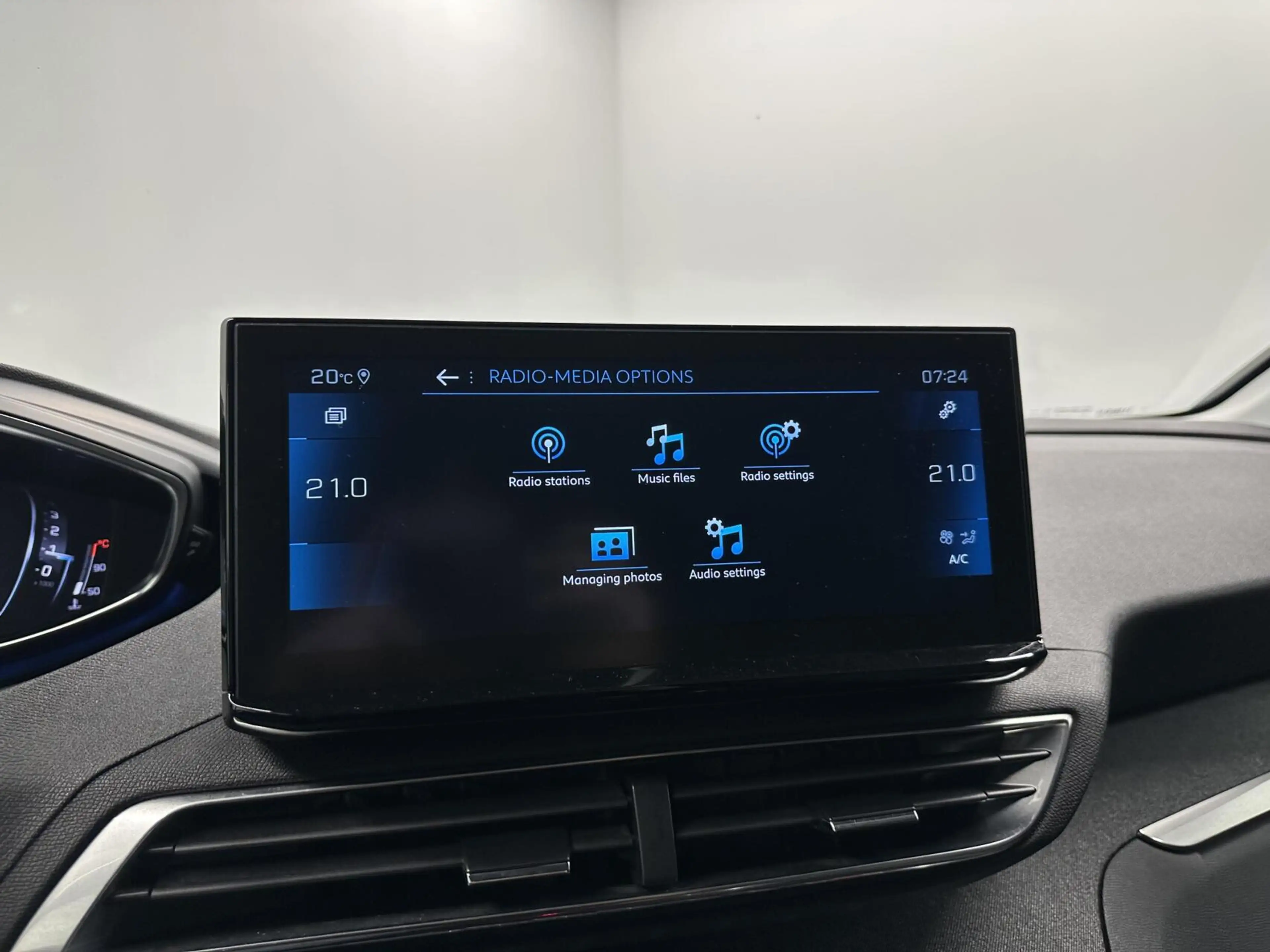 Peugeot 5008 1.2 PureTech Blue Lease Allure TREKHAAK CAMERA LM — photo 44