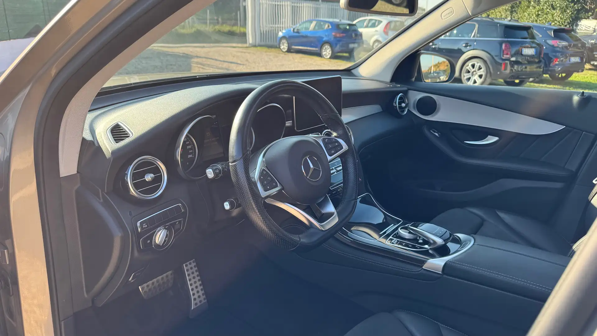 Mercedes-Benz GLC 350 GLC 350e Premium 4matic auto Beige - 2