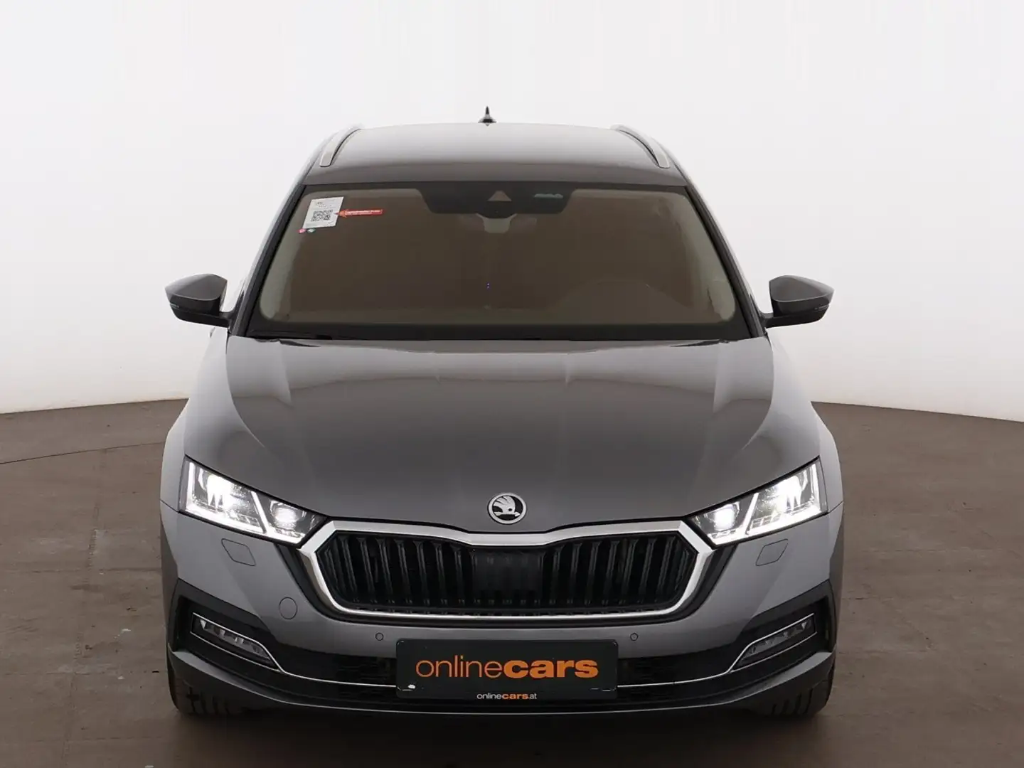 Skoda Octavia Combi 2.0 TDI Style MATRIX AHK SITZHZG Grau - 2