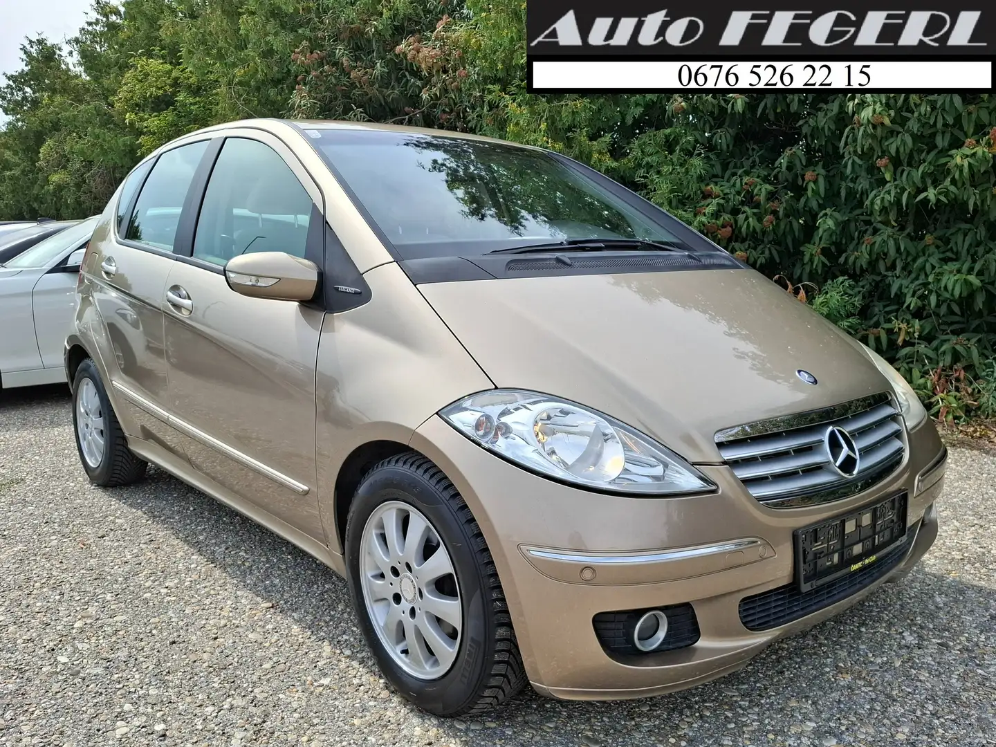 Mercedes-Benz A 150 AUTOMATIK 5-türig Servicegepflegt! Bronze - 1