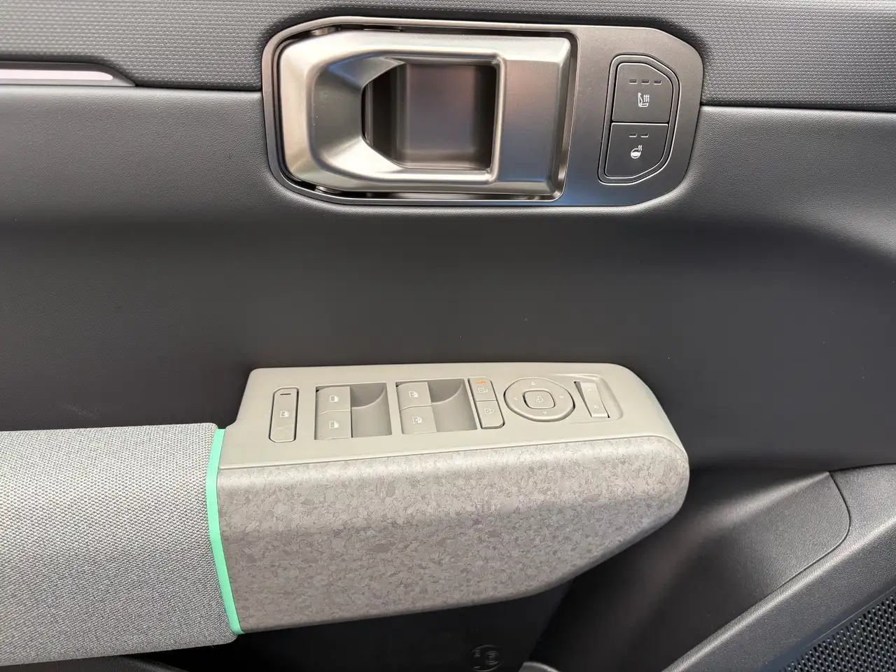 Kia EV4 24