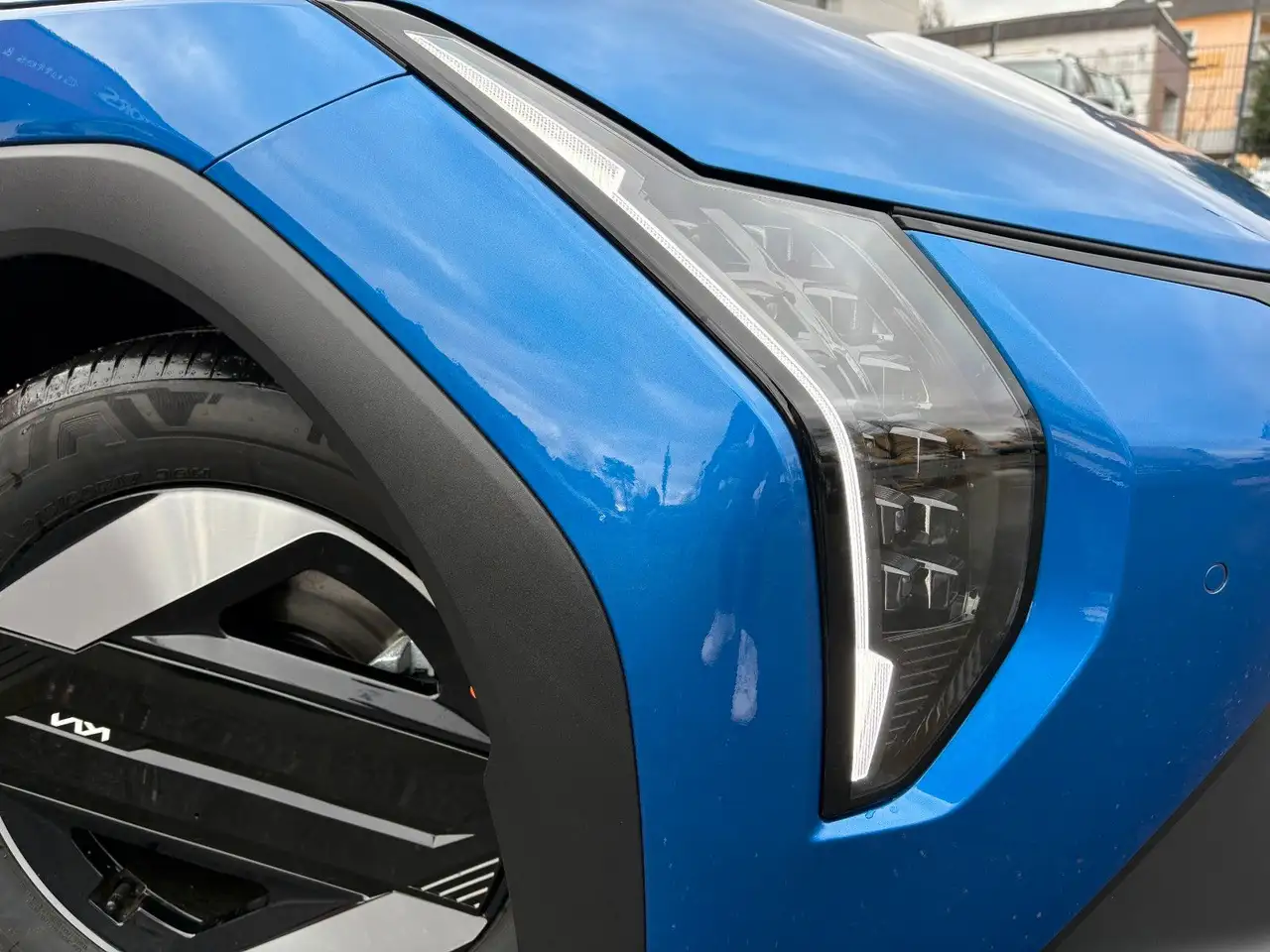 Kia EV4 6