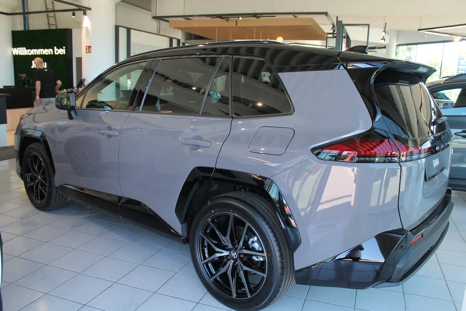 Toyota RAV 4 RAV4 2,5 Hybrid GR Sport 4WD Aut. GR Sport Grau - 2