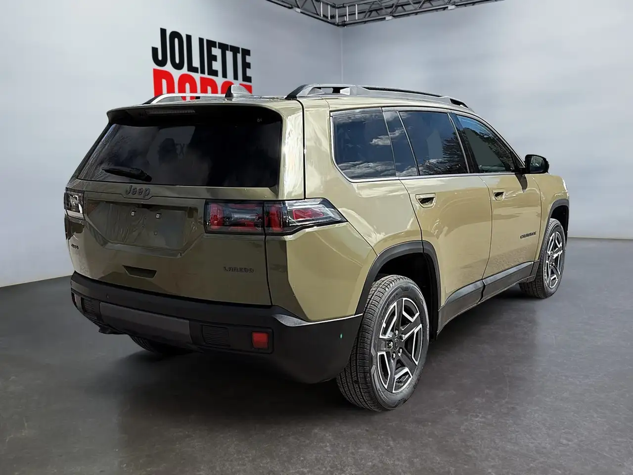 Jeep Cherokee снимка Jeep Cherokee